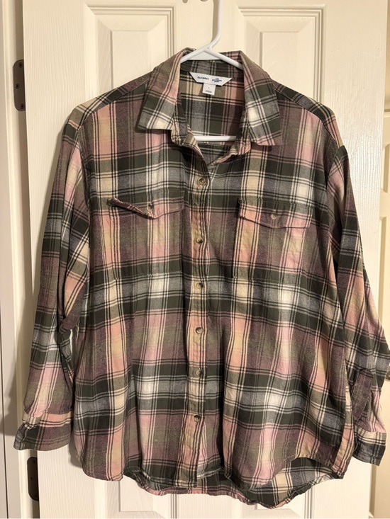 Old Navy Tops - Old Navy The Boyfriend Shirt